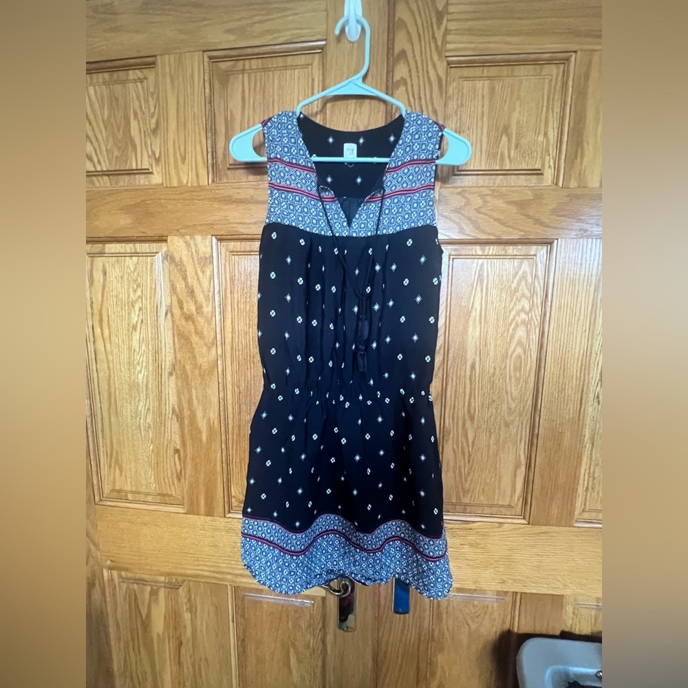 Gap - Sleeveless Geometric Floral Print Dress + Tie Waist